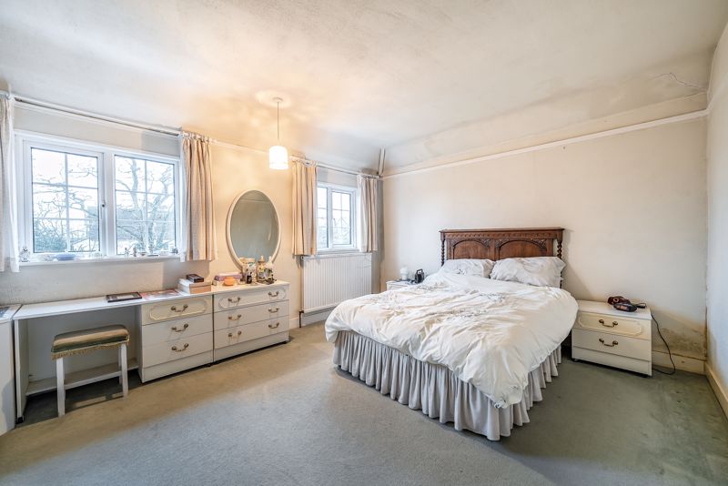 Bedroom- click for photo gallery